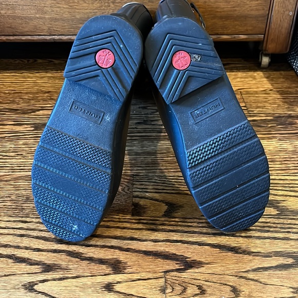 Matte Navy (Black?) Hunter Boots - Picture 3 of 5